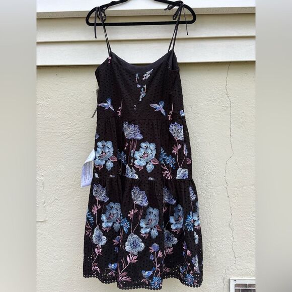 DRESS THE POPULATION | Abbie Floral Embroidered Eyelet Dress NWT Large Midi - Picture 7 of 11